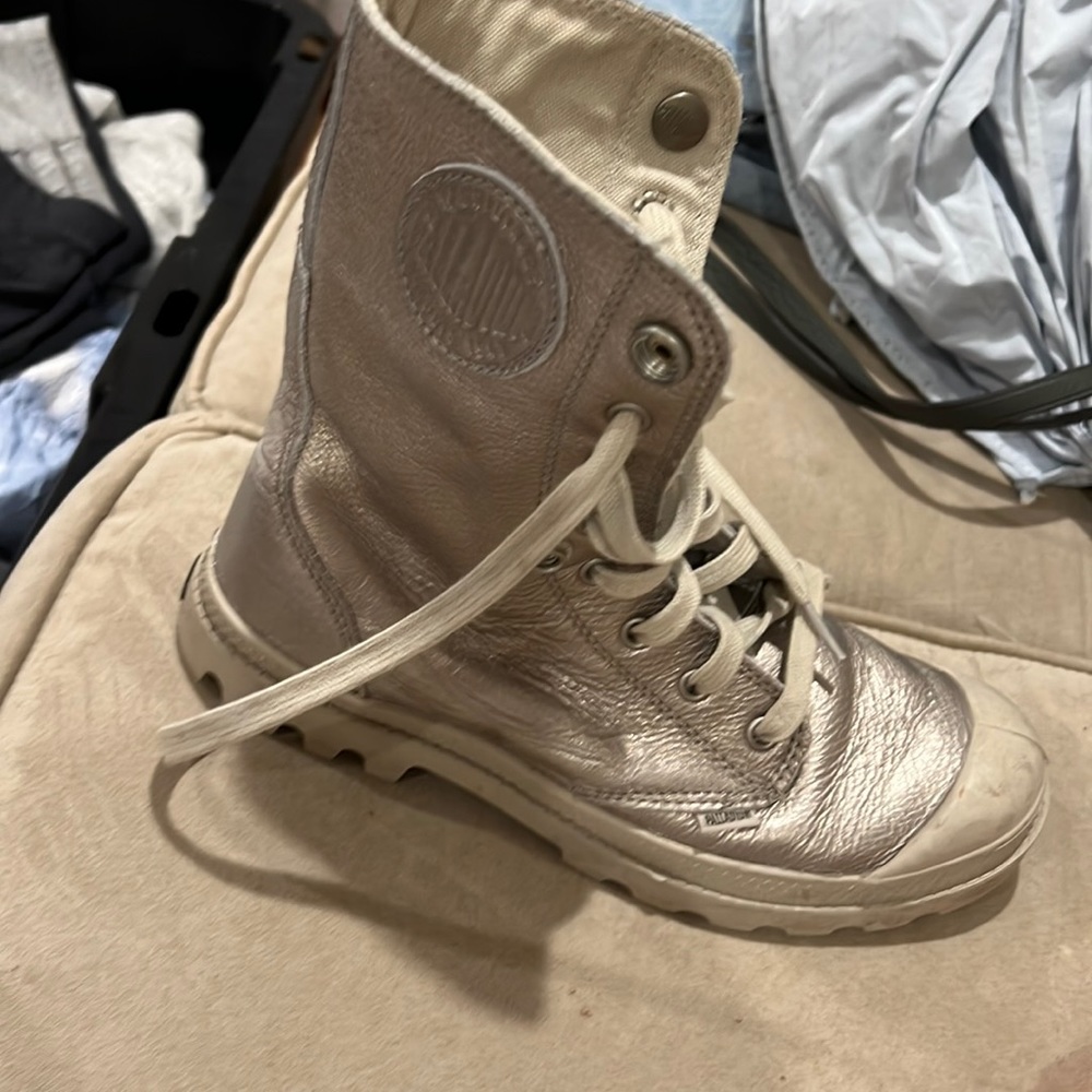 Booties combat